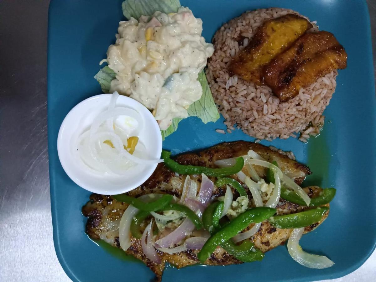 Sunshine View Hotel And Restaurant Corozal Ngoại thất bức ảnh