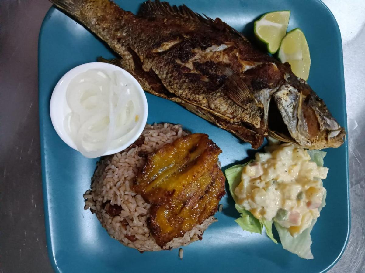 Sunshine View Hotel And Restaurant Corozal Ngoại thất bức ảnh