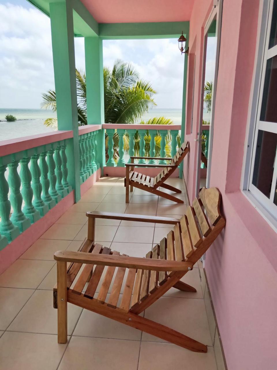 Sunshine View Hotel And Restaurant Corozal Ngoại thất bức ảnh