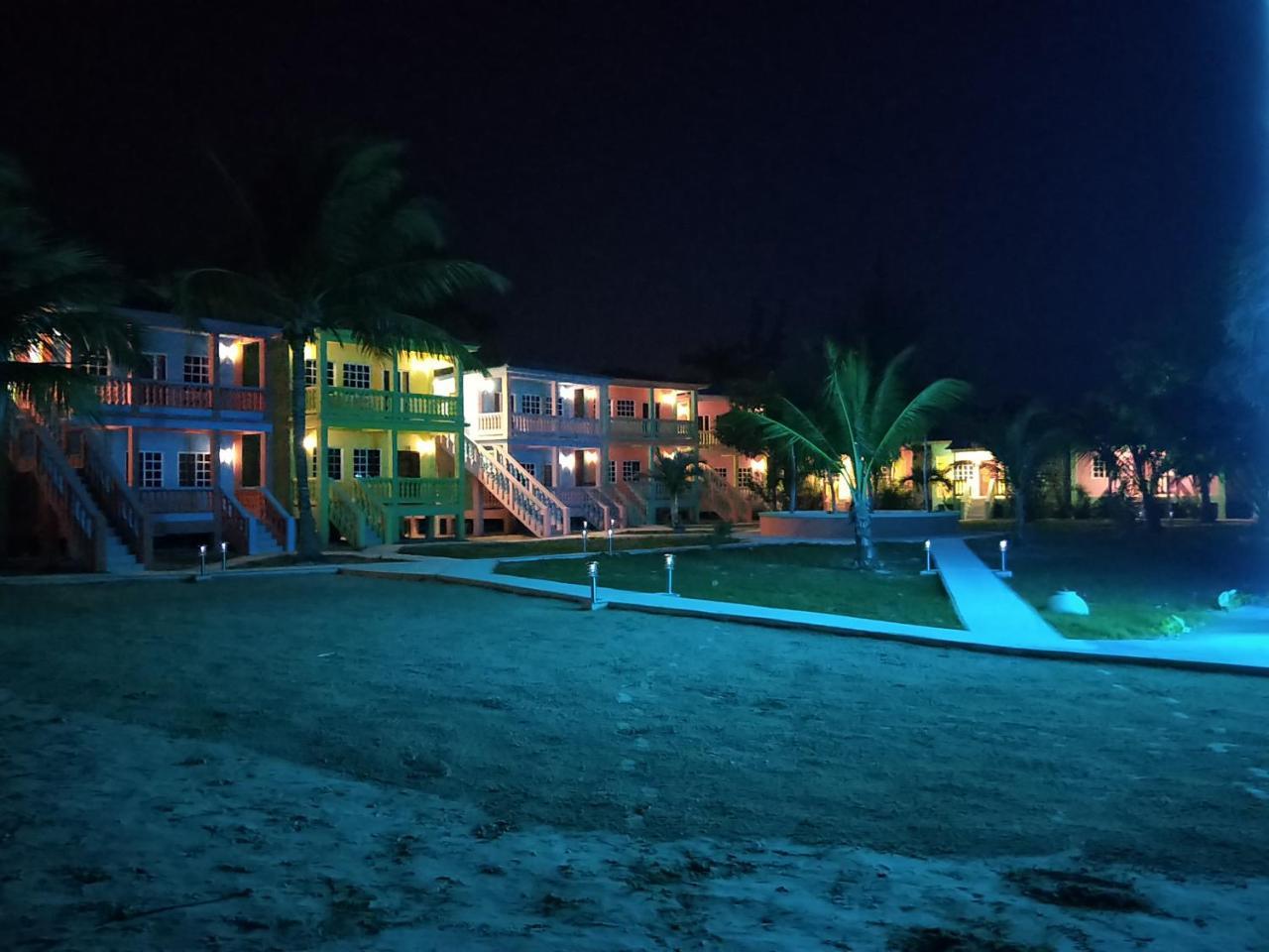 Sunshine View Hotel And Restaurant Corozal Ngoại thất bức ảnh